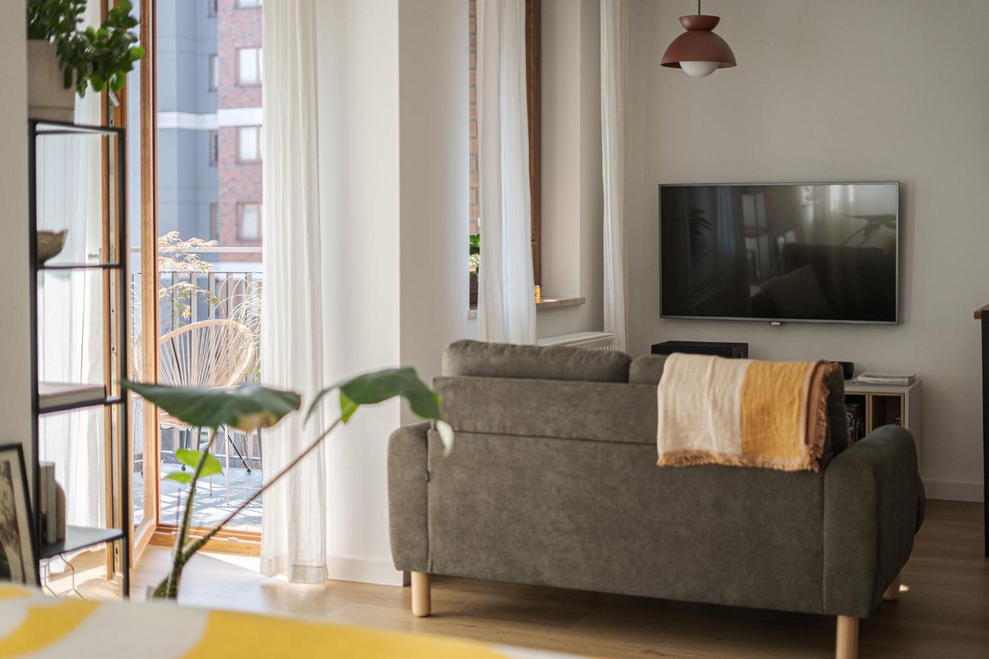 Bright And Cosy Flat Near The River *