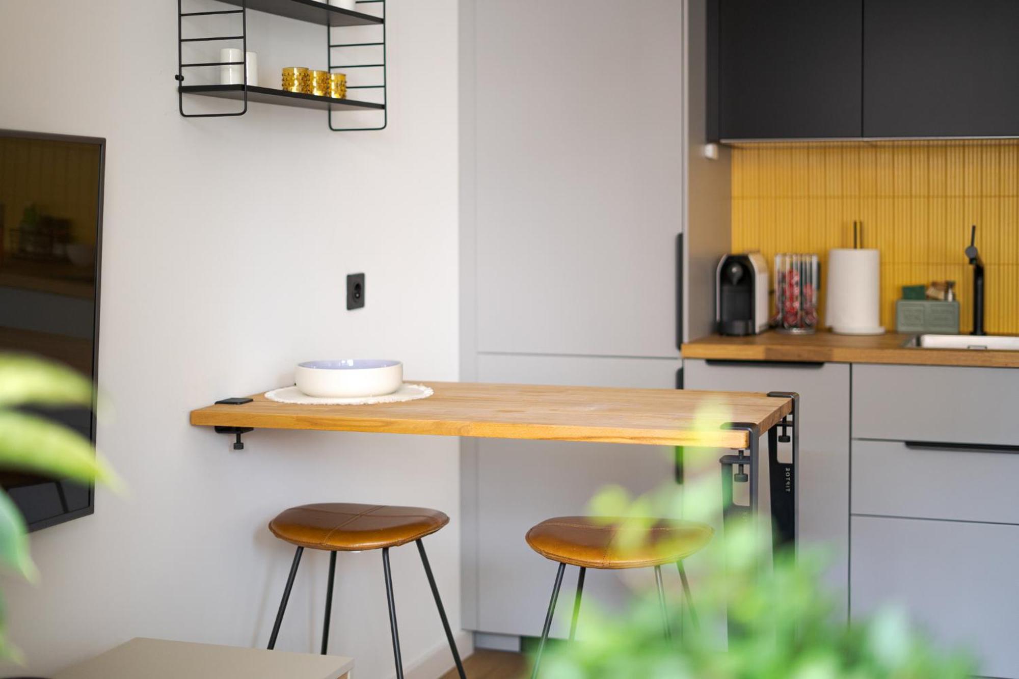 Apartment Bright And Cosy Flat Near The River Krakau
